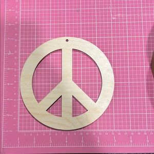 Wooden Peace Sign Wall Decor 20 pieces total.